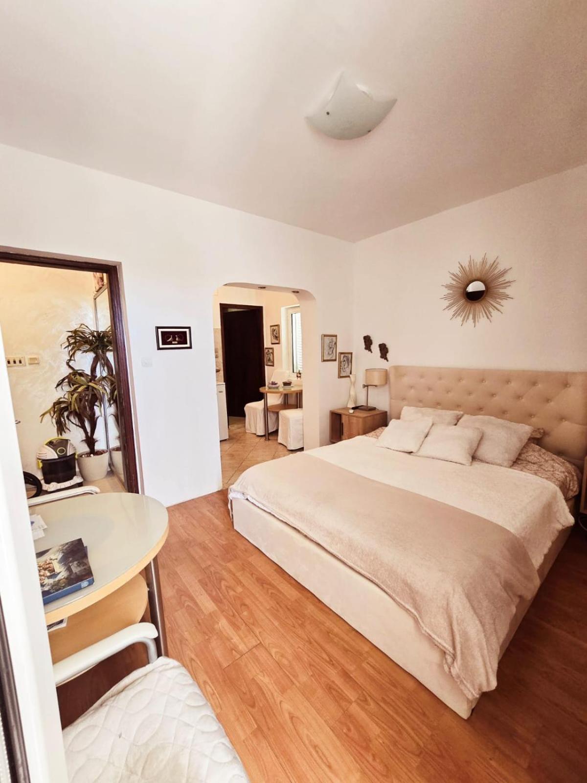 Apartments Nikcevic บุดวา ภายนอก รูปภาพ