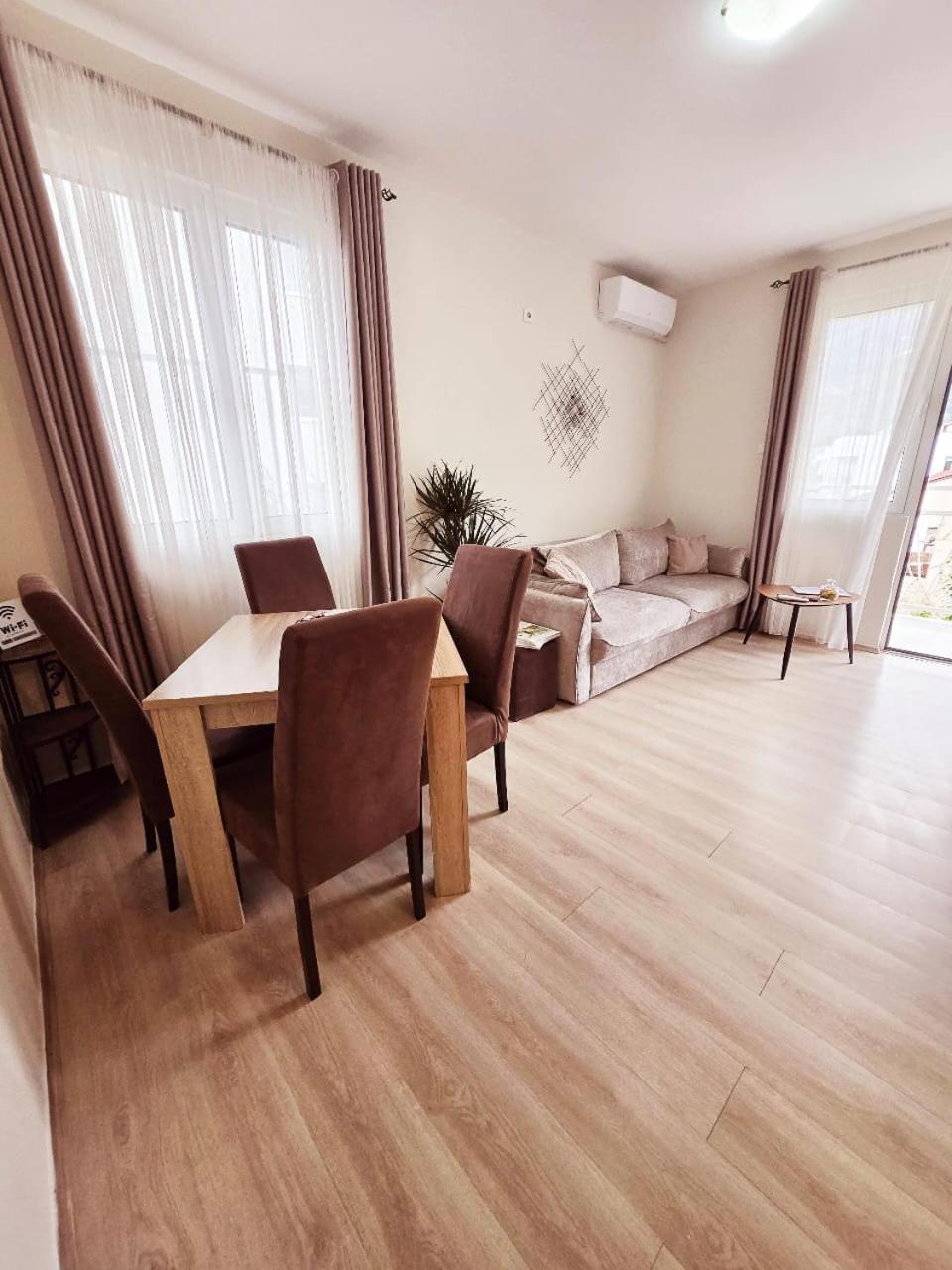 Apartments Nikcevic บุดวา ห้อง รูปภาพ