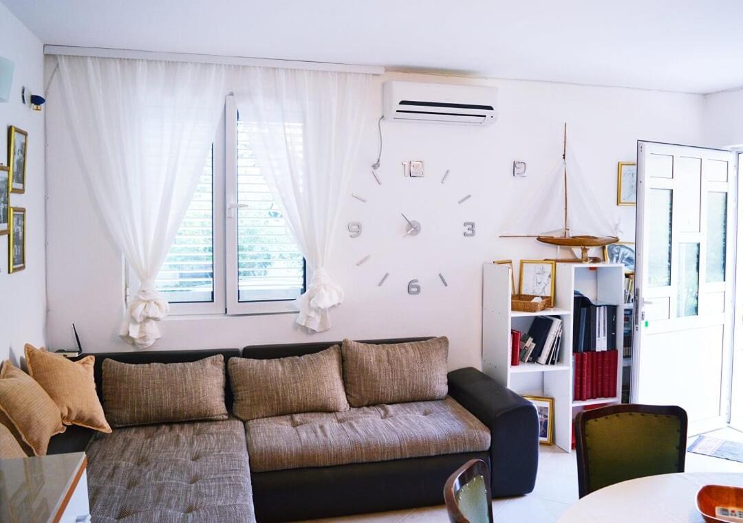 Apartments Nikcevic บุดวา ภายนอก รูปภาพ